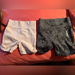 Gymshark shorts (bundle of 2)